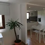 Casa Mendes Lopes *
