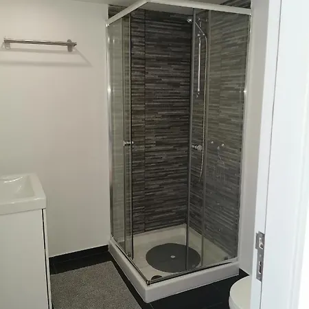 Casa Mendes Lopes بيت للعطل