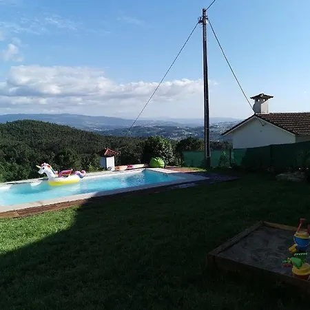 Casa Mendes Lopes Holiday home *