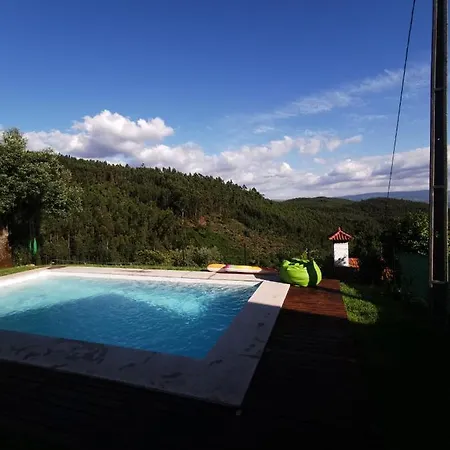 Casa Mendes Lopes بيت للعطل *