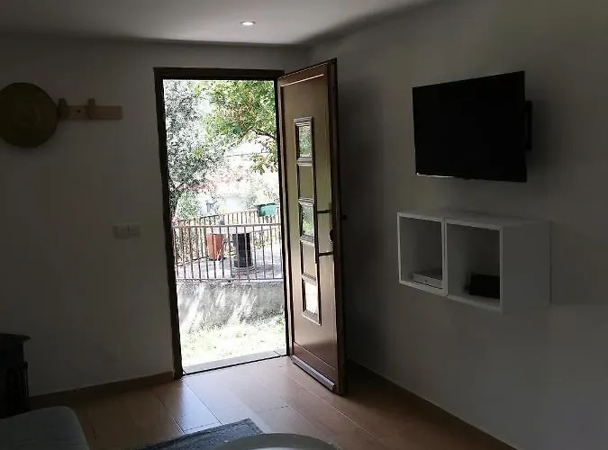 Casa Mendes Lopes * Castelbuono